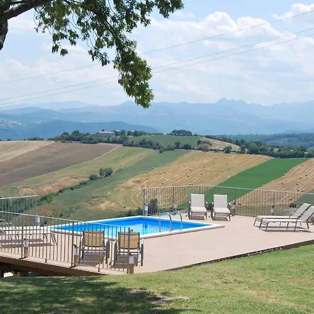 Casa Con Vista Holiday Rentals, Wisteria