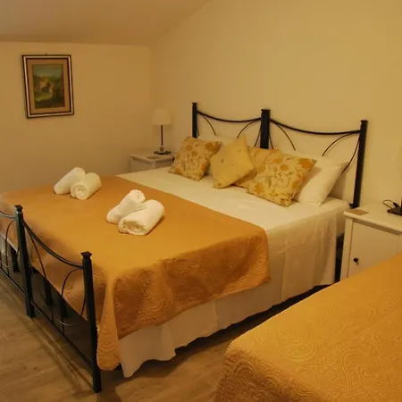 Apartmán Casa Con Vista Holiday Rentals, Wisteria *