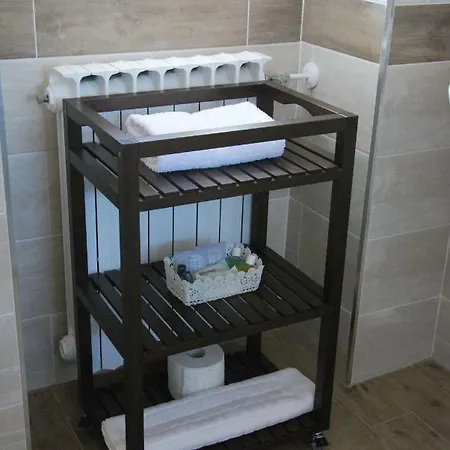 Casa Con Vista Holiday Rentals, Wisteria * غواردياغريلي